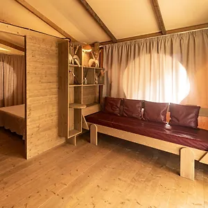 https://delle-rose-camping-glamping-village.hotelitalianriviera.com